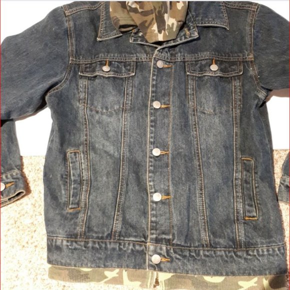 MacGear Denim & Camo Jean Jacket Size S Trucker Hooded Pockets - Picture 5 of 6